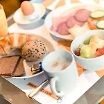 Hannover-lahe Hotell 3*