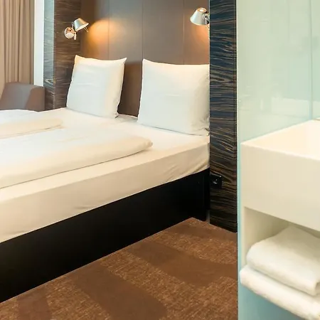Hannover-lahe Hotel